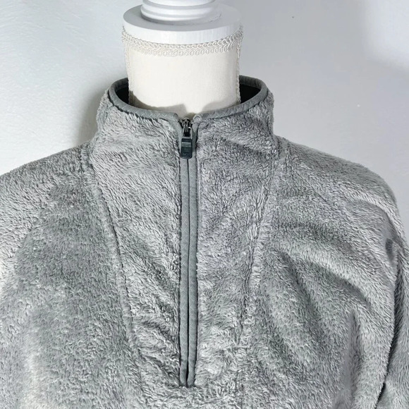 The North Face Mossbud Acadia Grey Fleece Fuzzy Quarter Zip Jacket Coat L - Picture 3 of 9